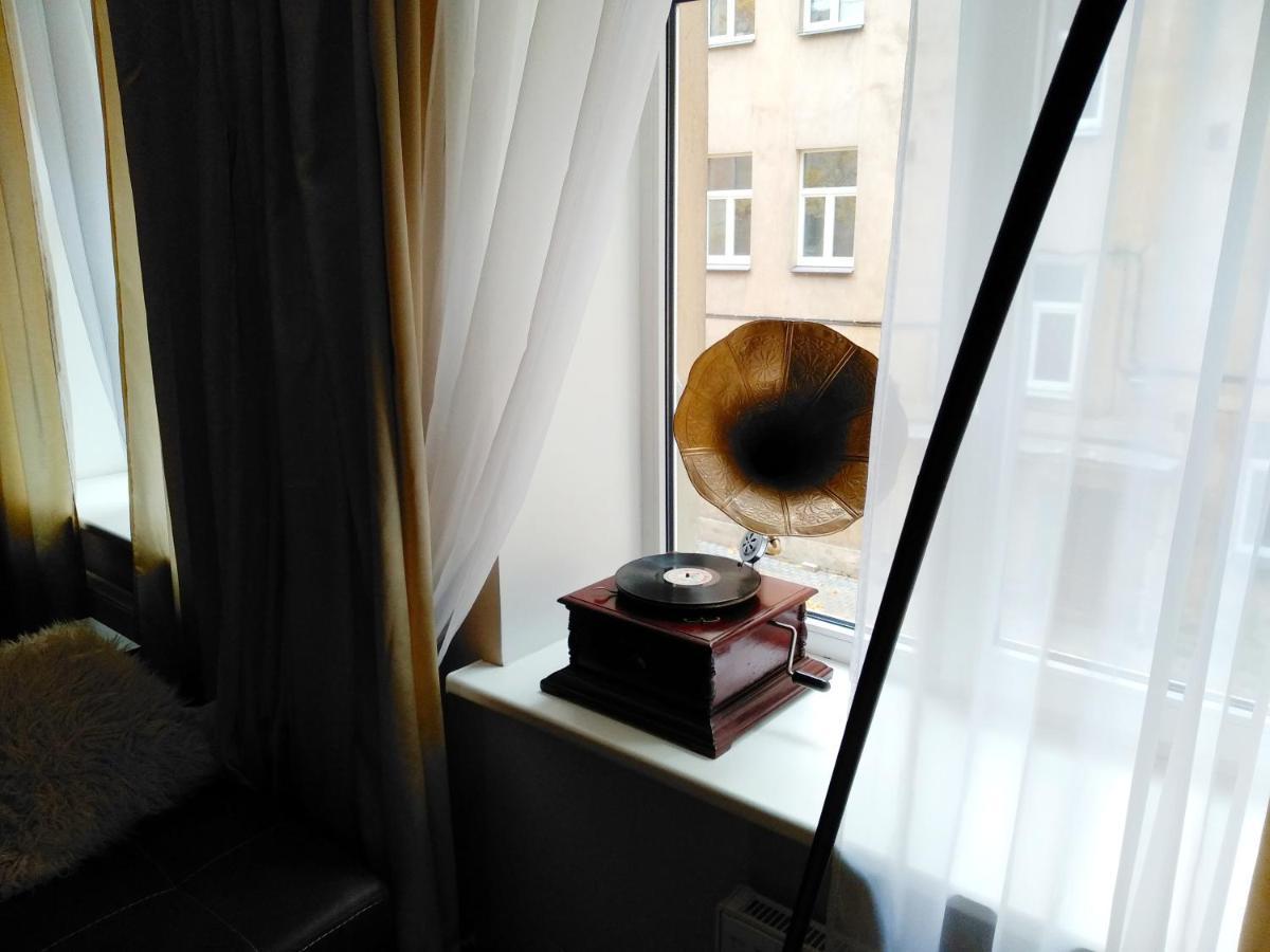 Апартаменти Baltic Amber In Diplomatic District & Free Parking Рига Екстер'єр фото
