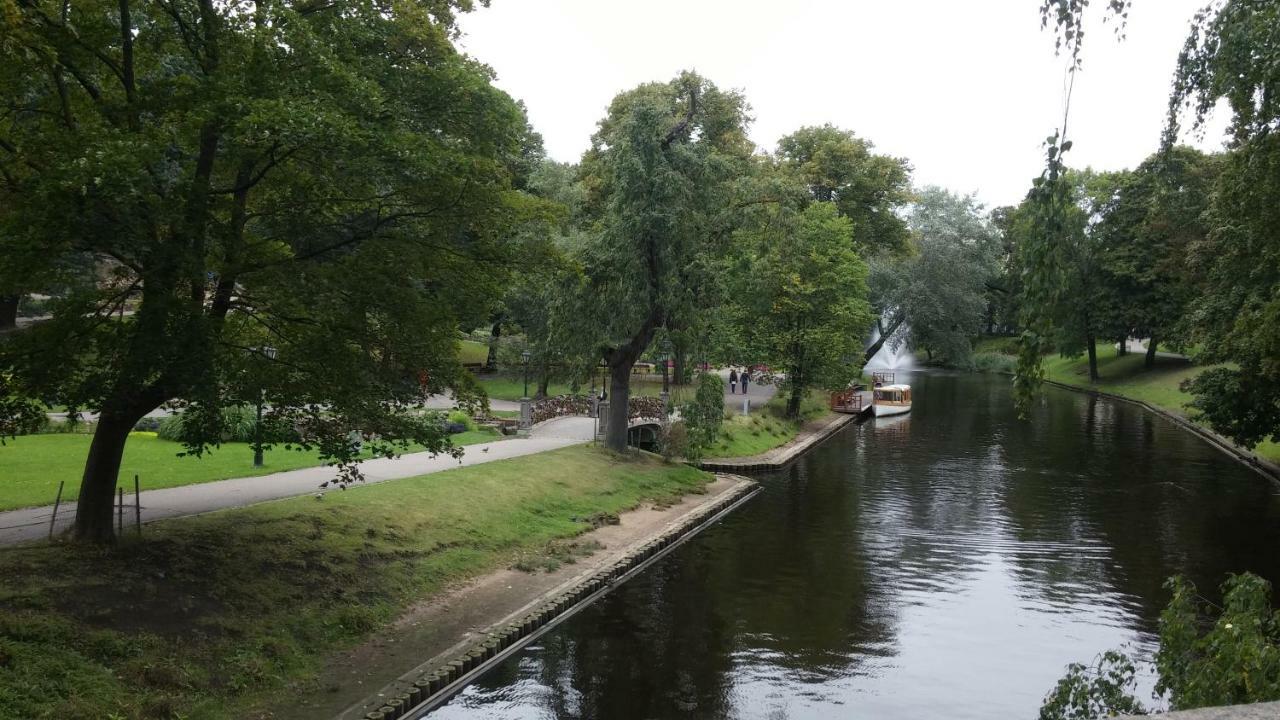 Апартаменти Baltic Amber In Diplomatic District & Free Parking Рига Екстер'єр фото